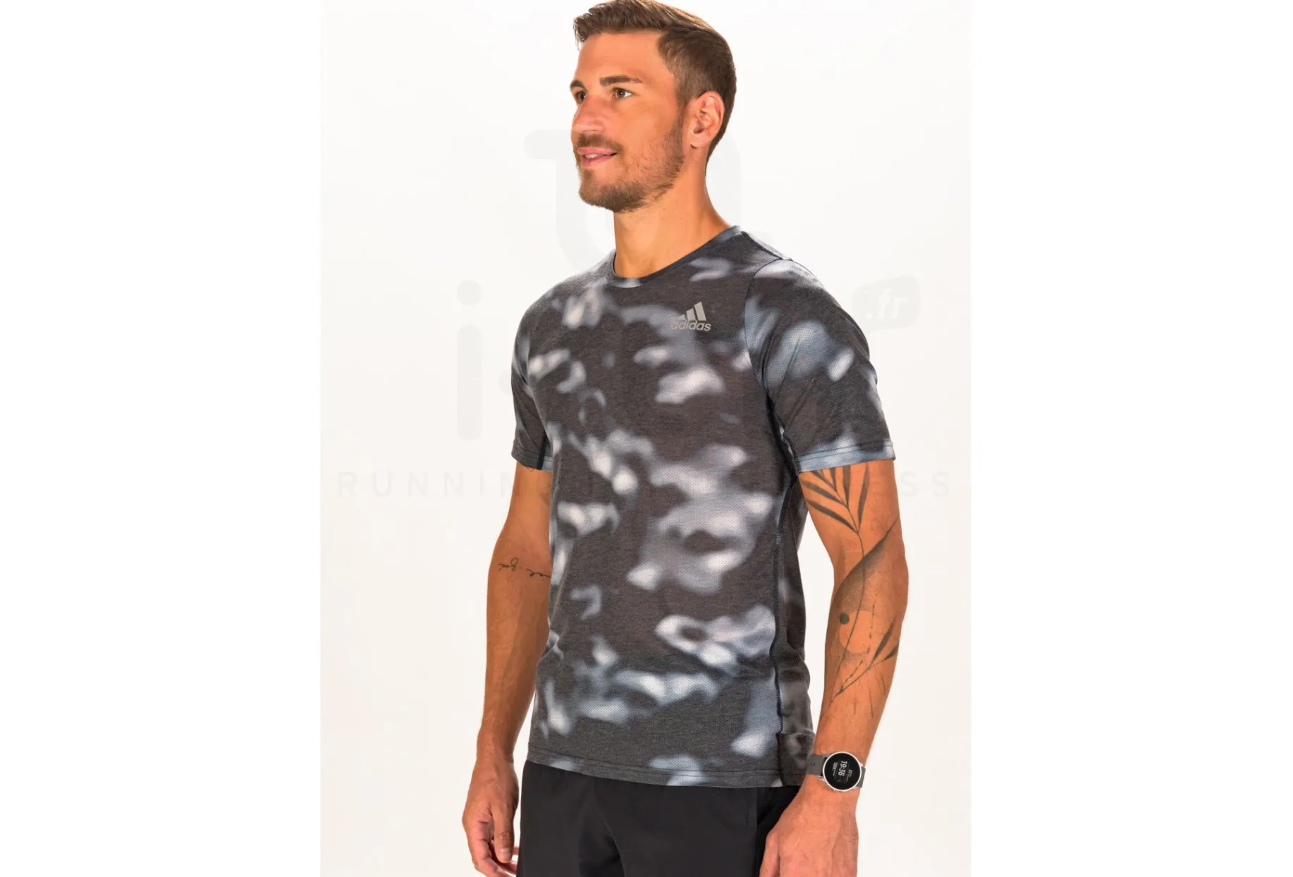 adidas camiseta manga corta Run Icons AOP