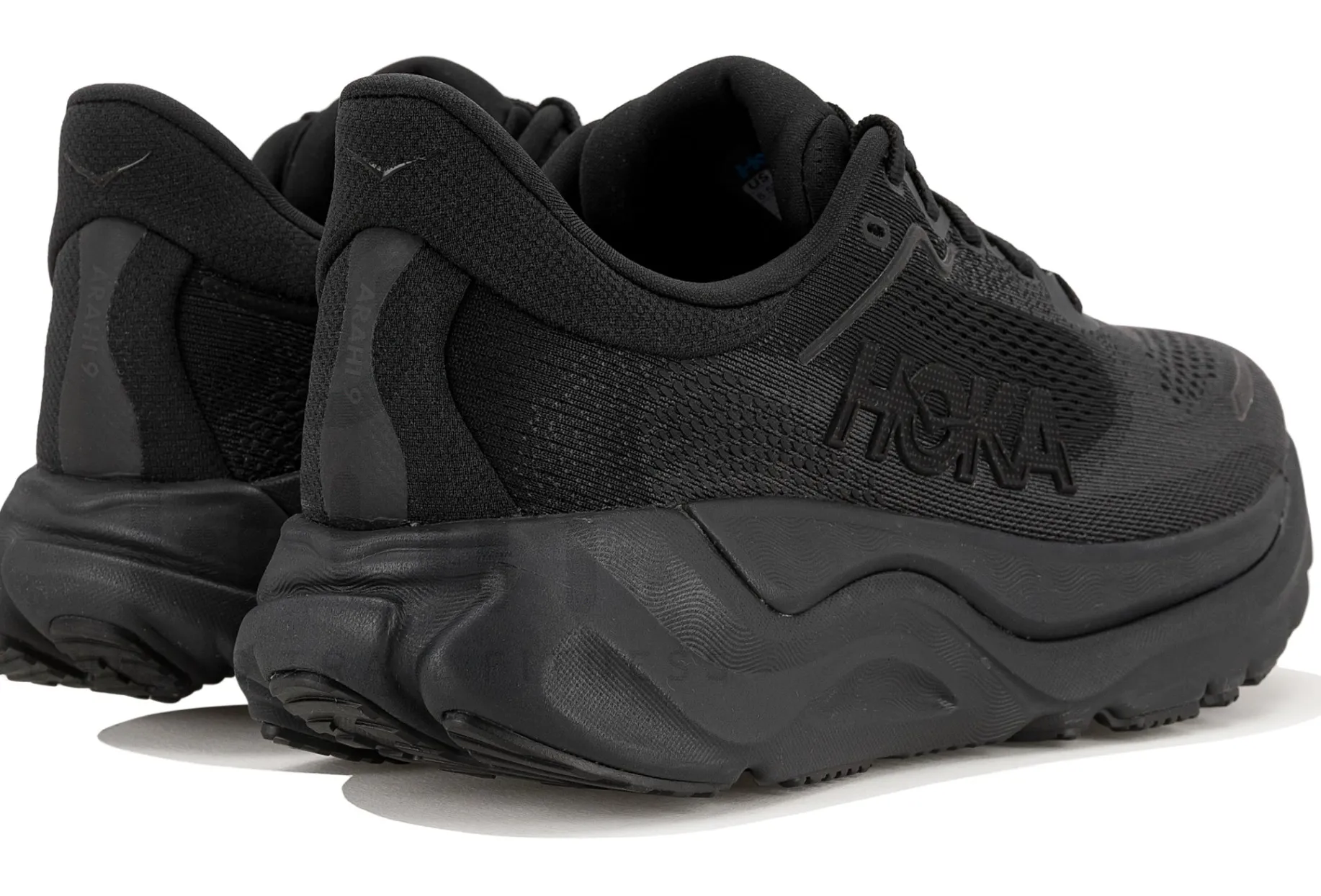 Hoka One One Arahi 9