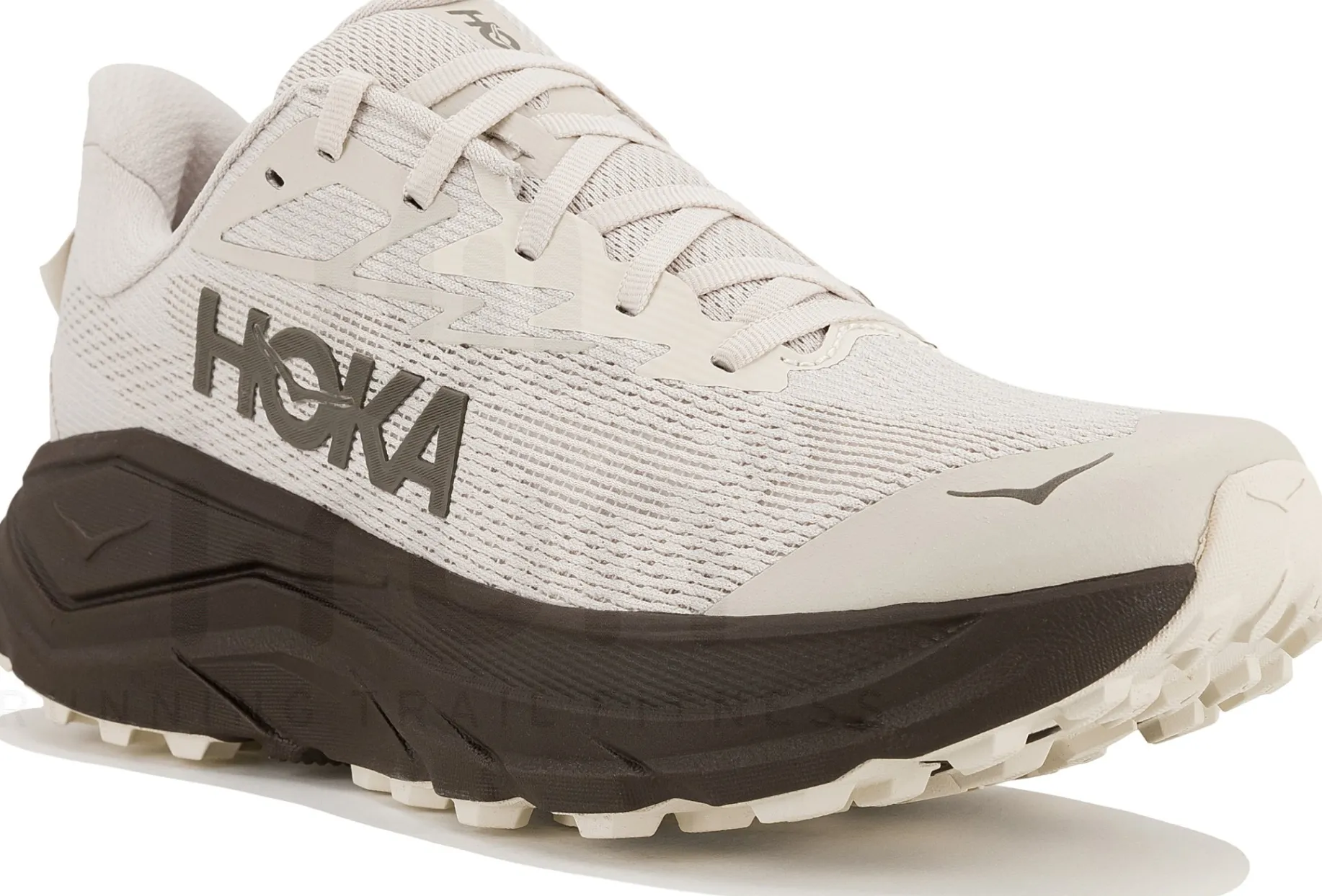 Hoka One One Challenger 8