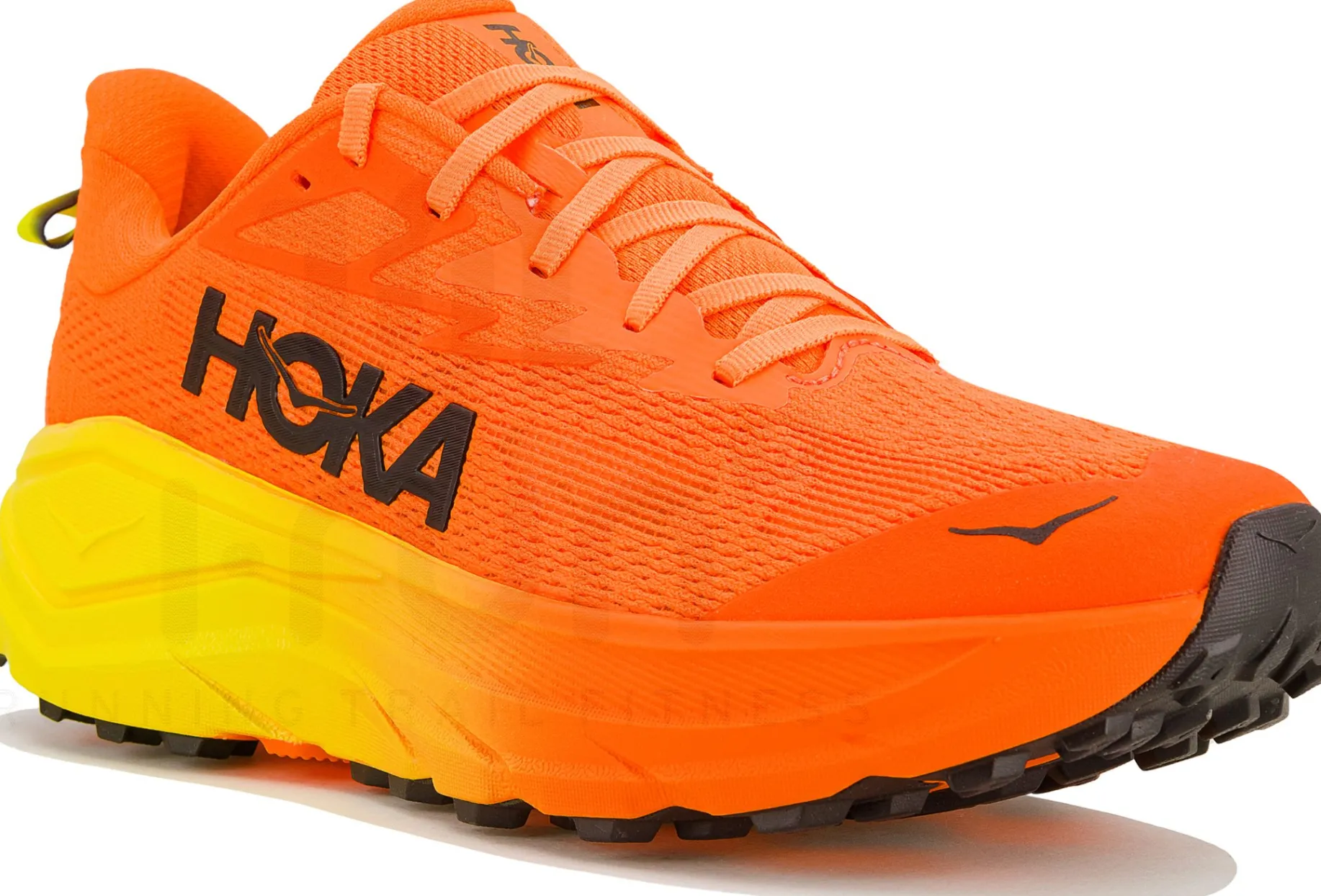 Hoka One One Challenger 8