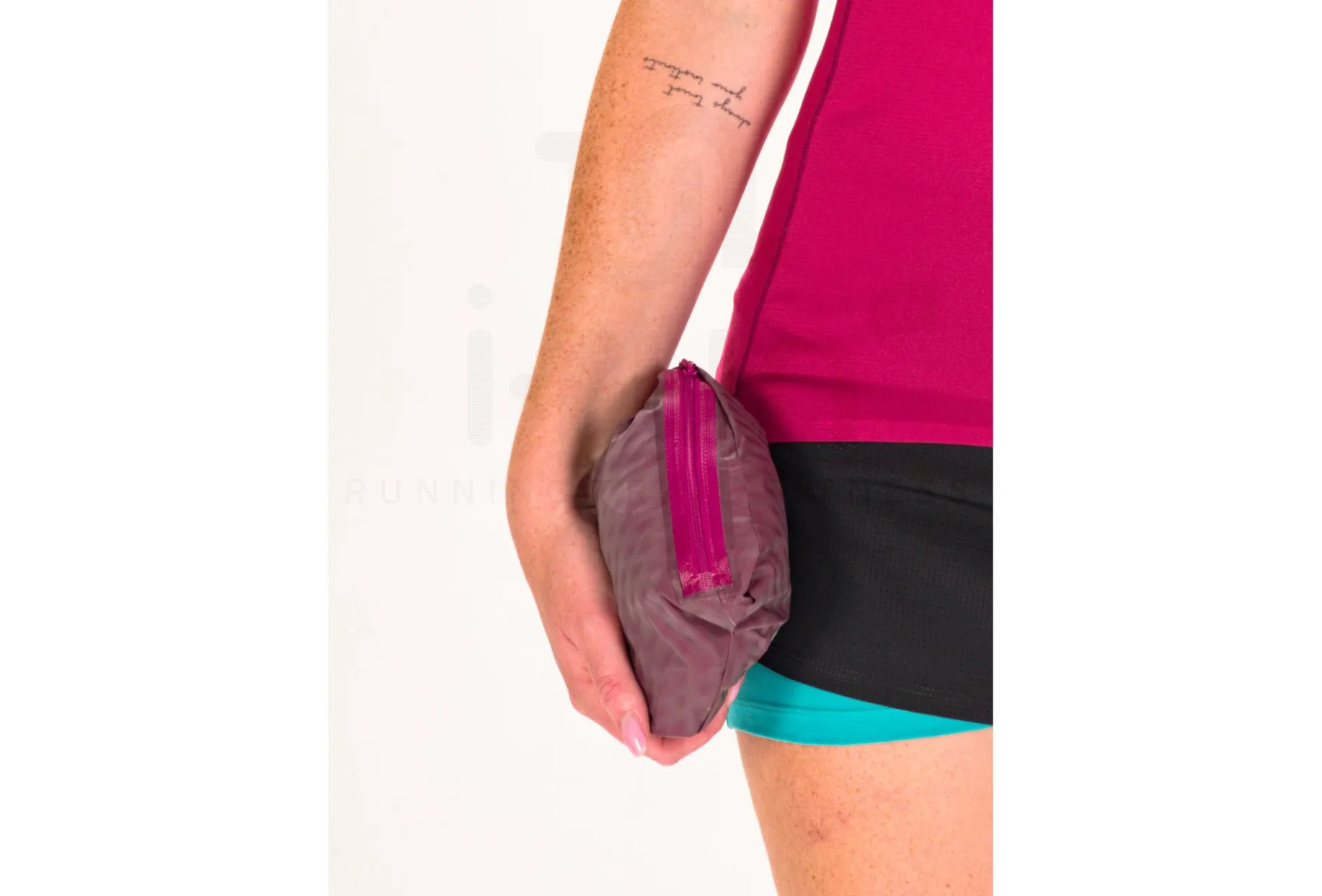 Inov-8 chaqueta Stormshell