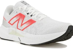 New Balance FuelCell Propel V5