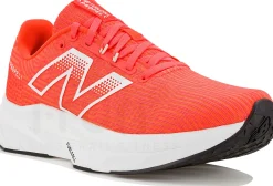 New Balance FuelCell Propel V5