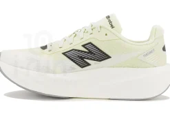 New Balance FuelCell Rebel V5