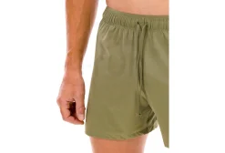 New Balance pantalón corto RC