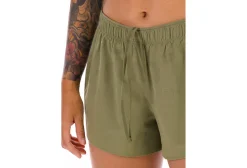 New Balance pantalón corto RC