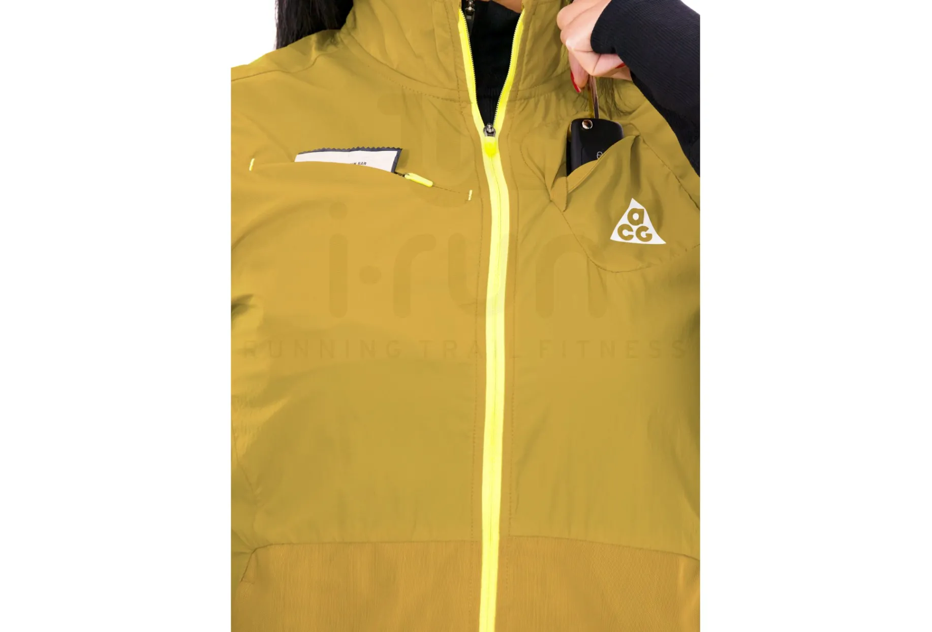 Nike ACG Trail Repel