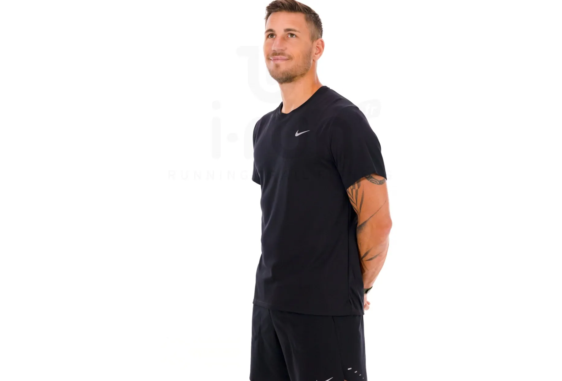 Nike camiseta manga corta Dri-Fit UV Miler