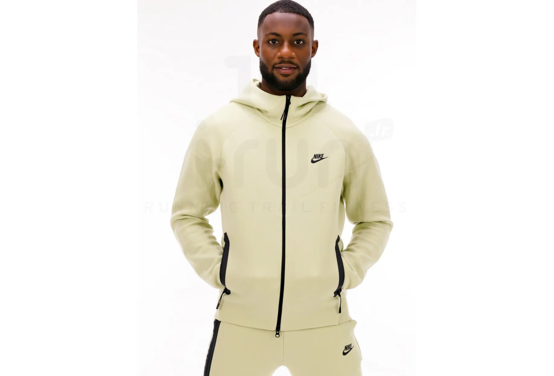 Nike chaqueta Tech Fleece Windrunner