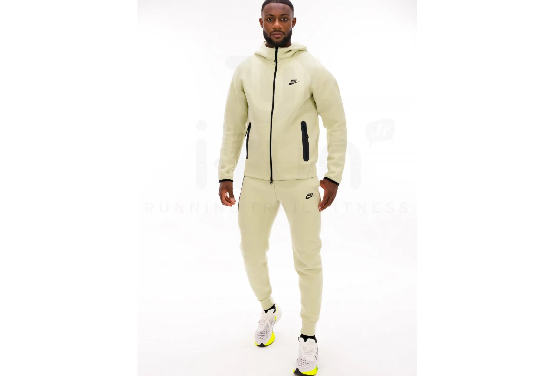 Nike chaqueta Tech Fleece Windrunner