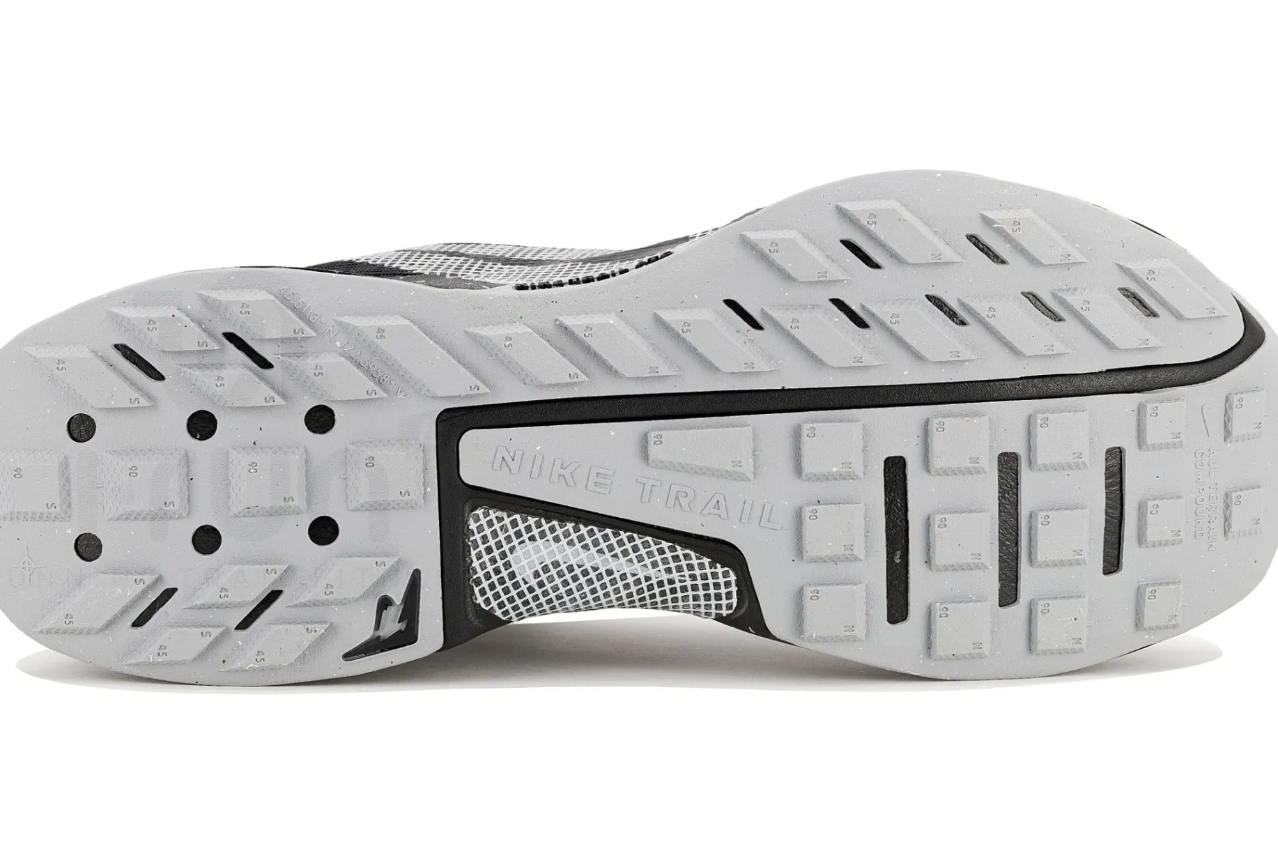 Nike Juniper Trail 3