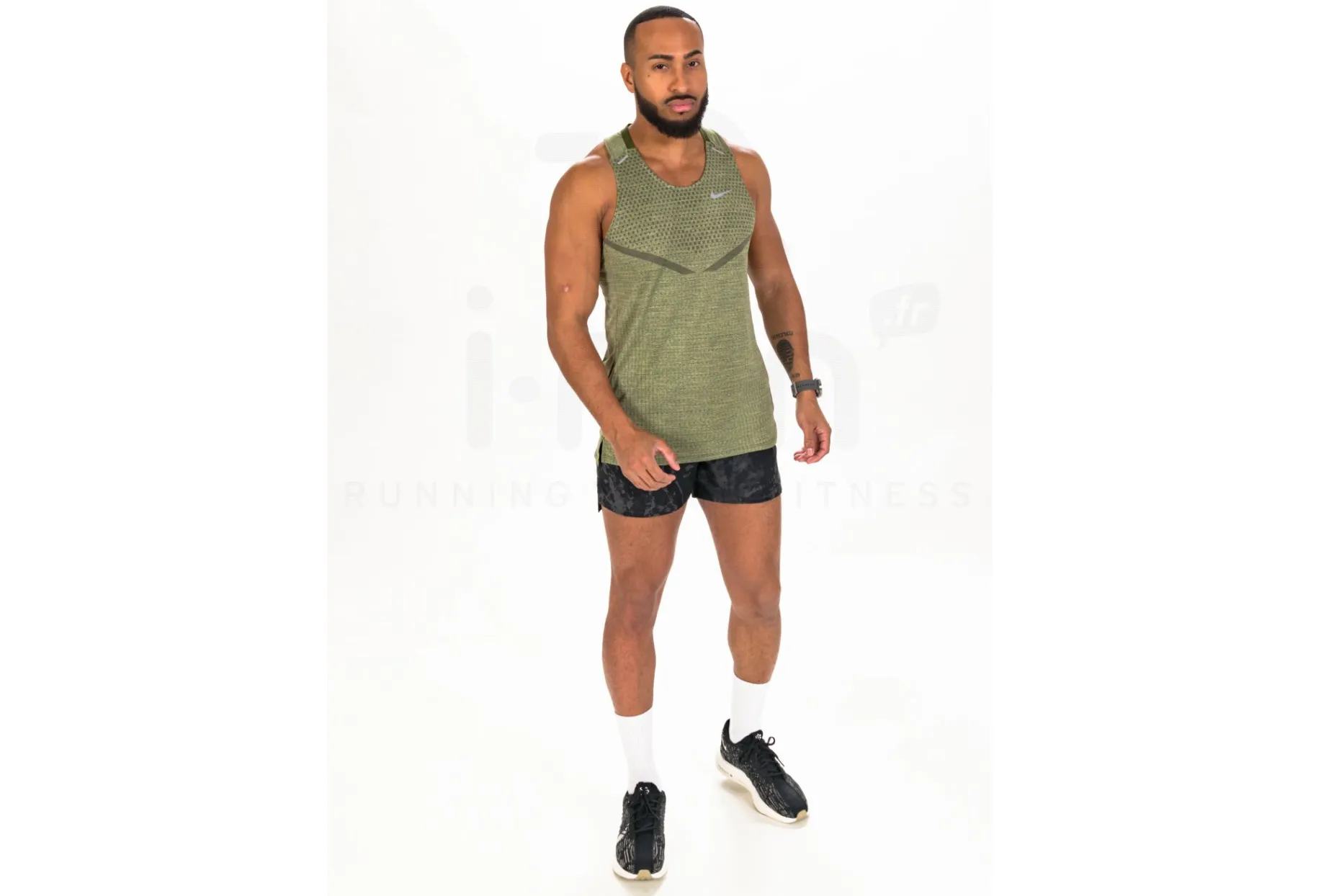 Nike pantalón corto Run Division Stride