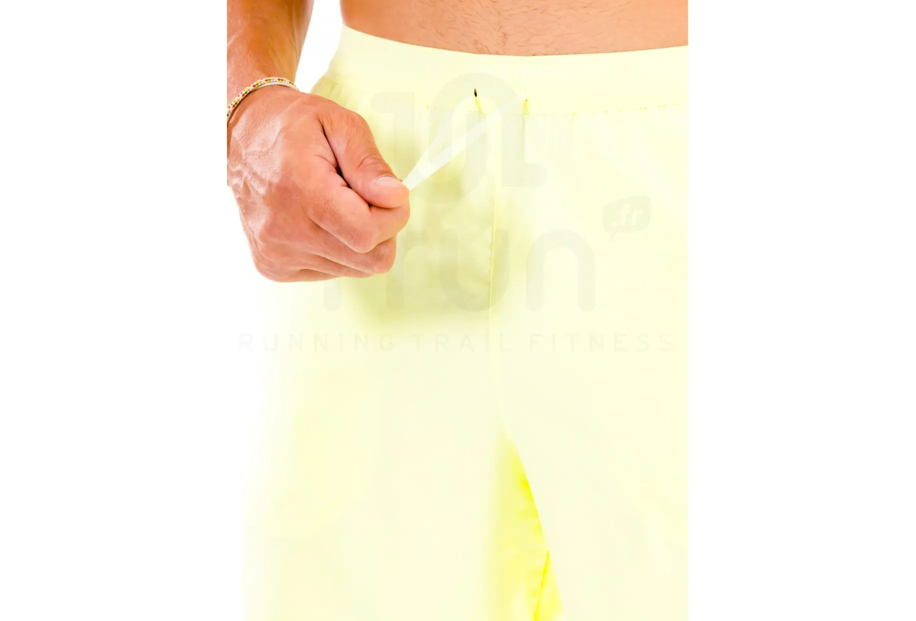 Nike pantalón corto Stride 2 en 1