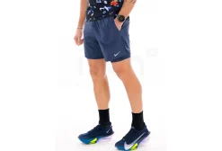 Nike pantalón corto Stride 2 en 1