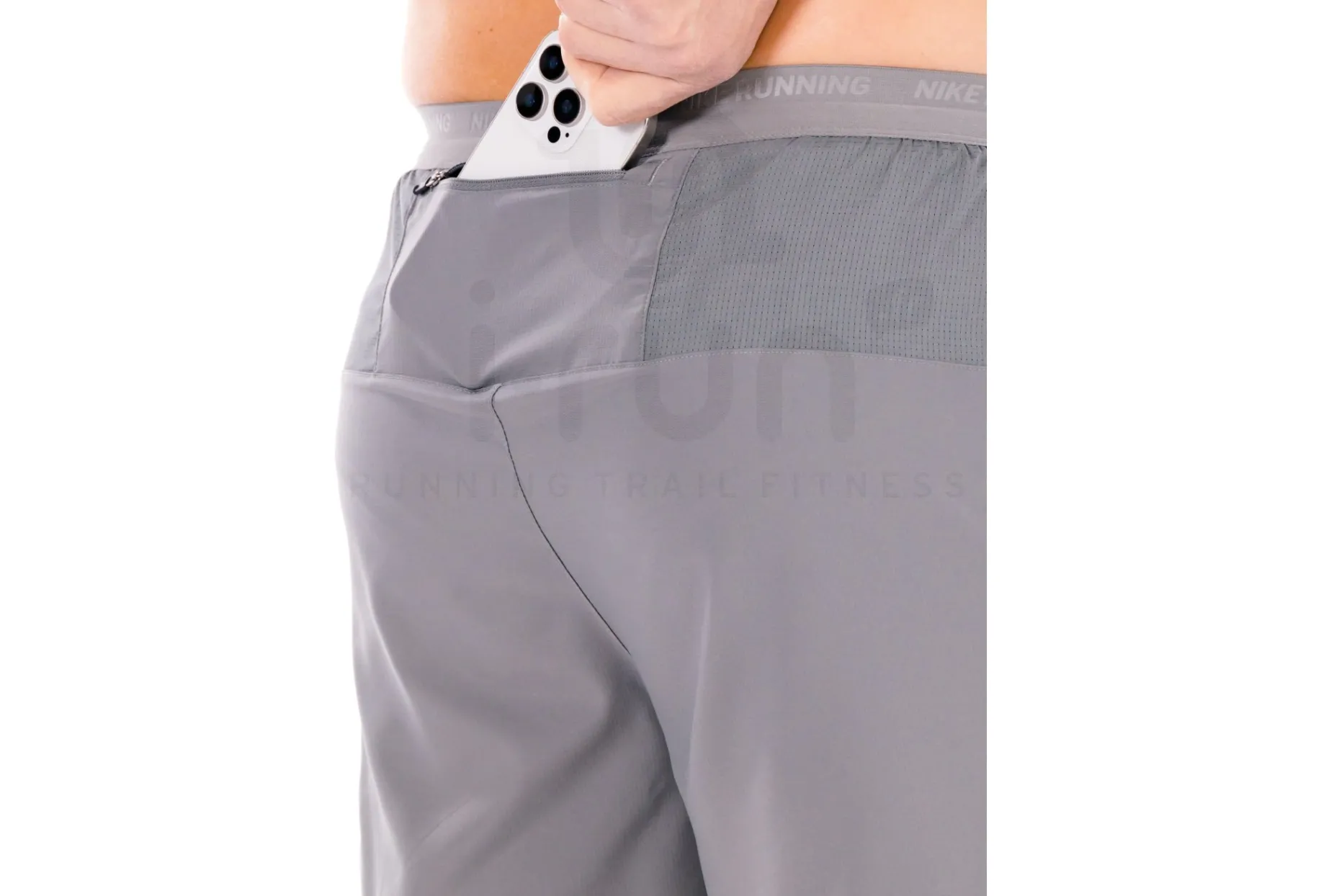 Nike pantalón corto Stride Hybrid