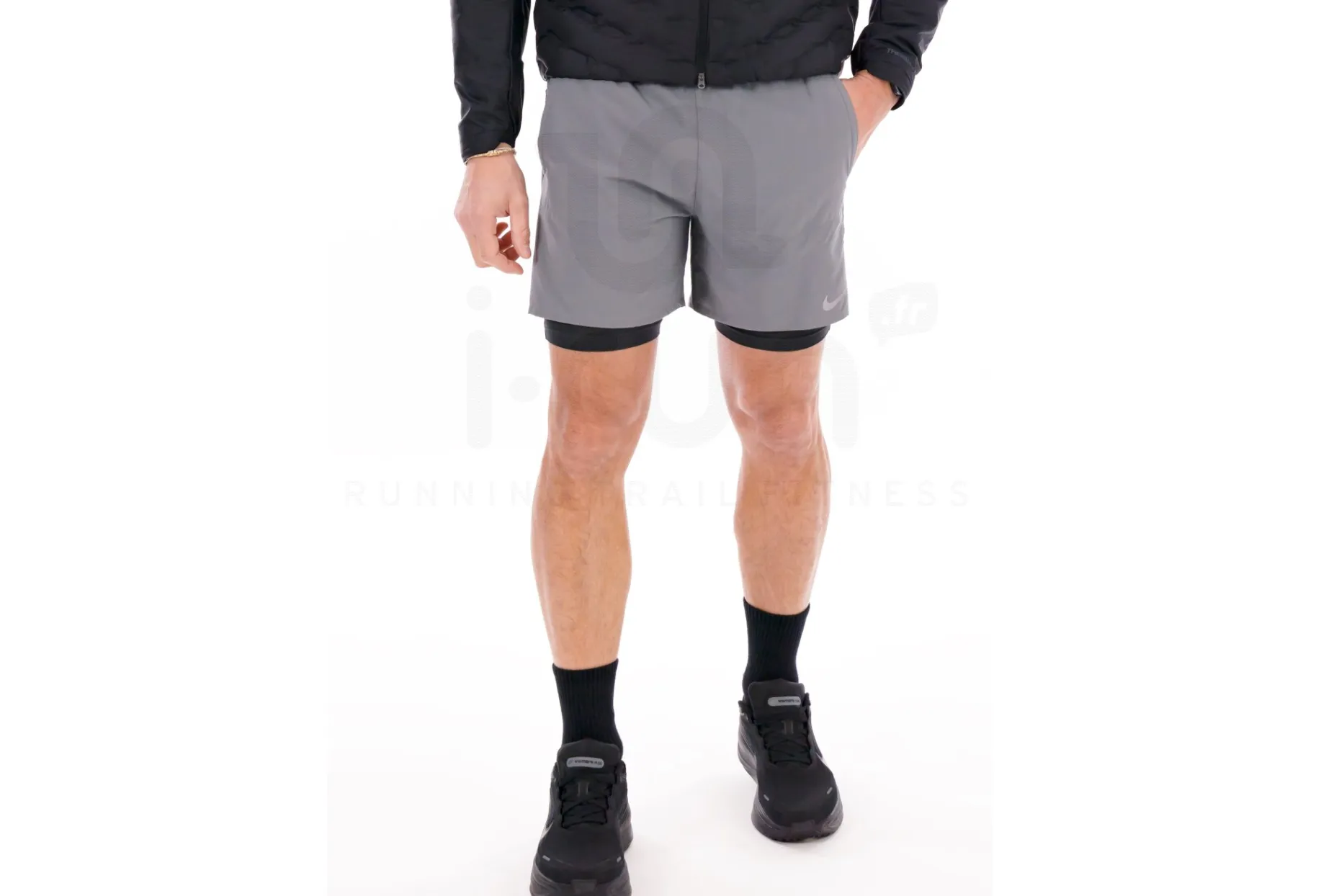 Nike pantalón corto Stride Hybrid