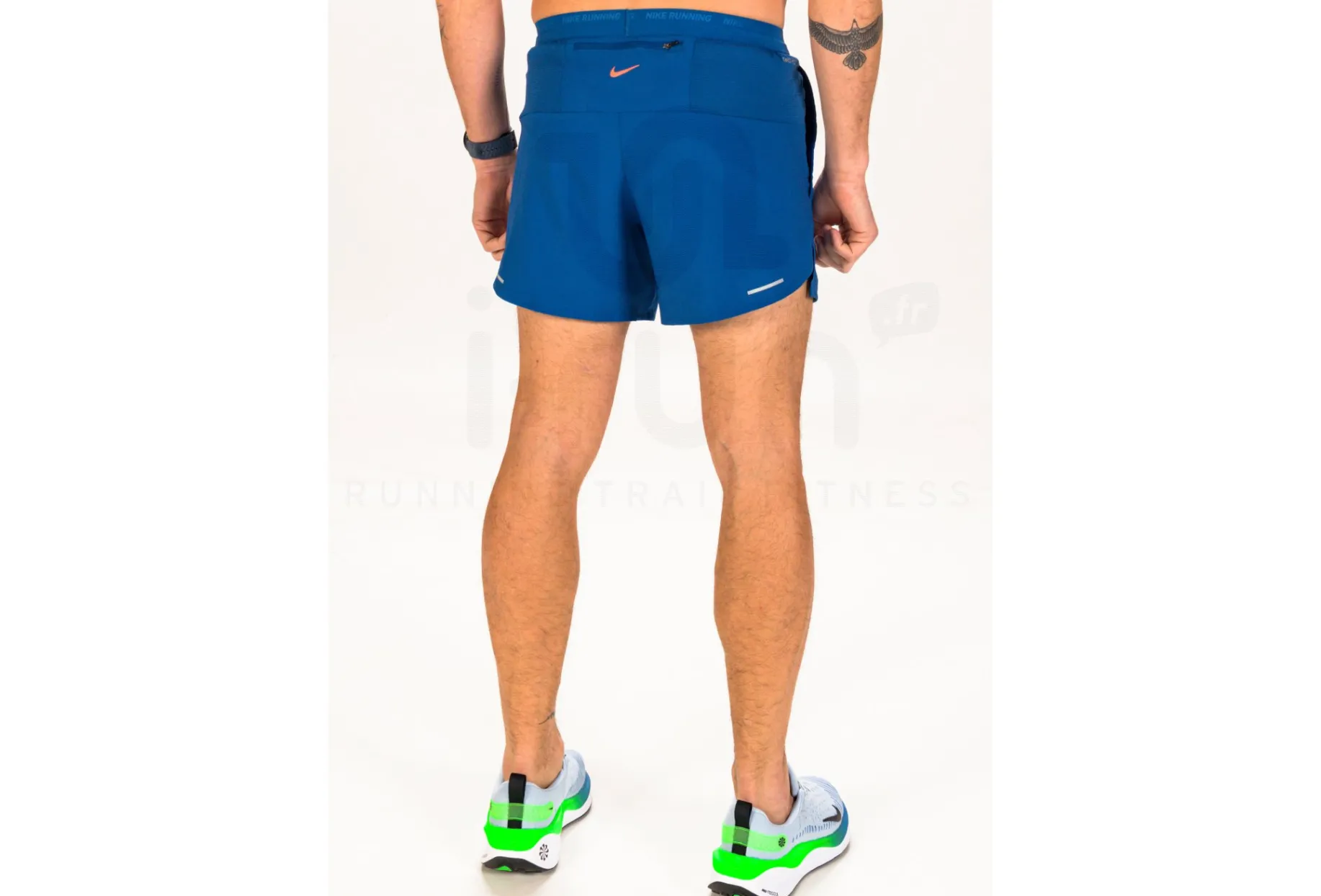 Nike pantalón corto Stride Running Energy