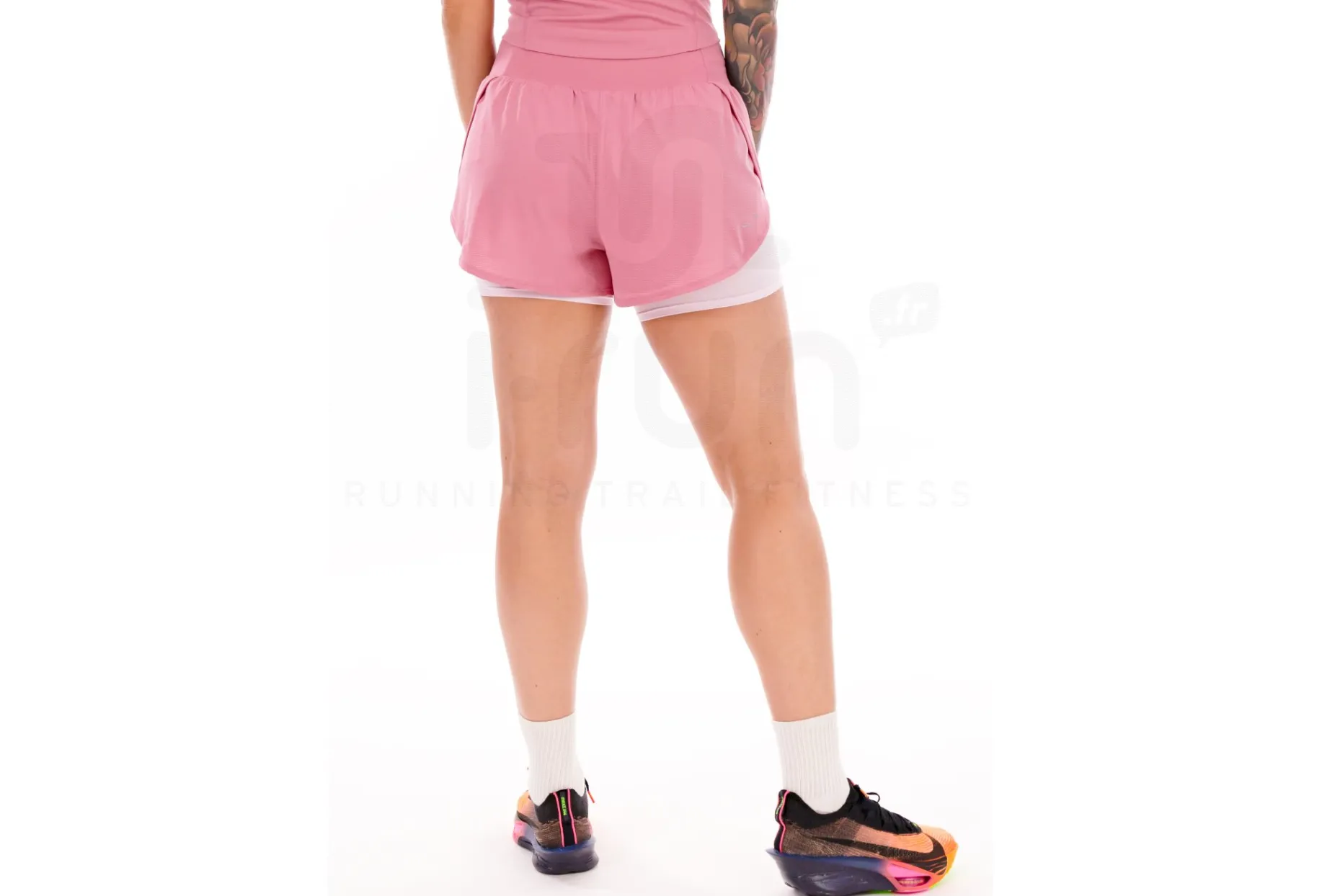 Nike pantalón corto Tempo Flow 2 en 1