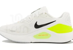 Nike Structure 26