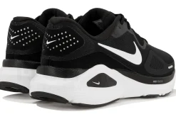 Nike Structure 26