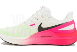 Nike Structure 25