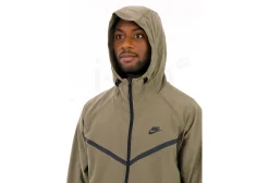 Nike Tech