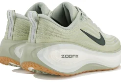 Nike Vomero Plus