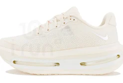Nike Vomero Premium ESS
