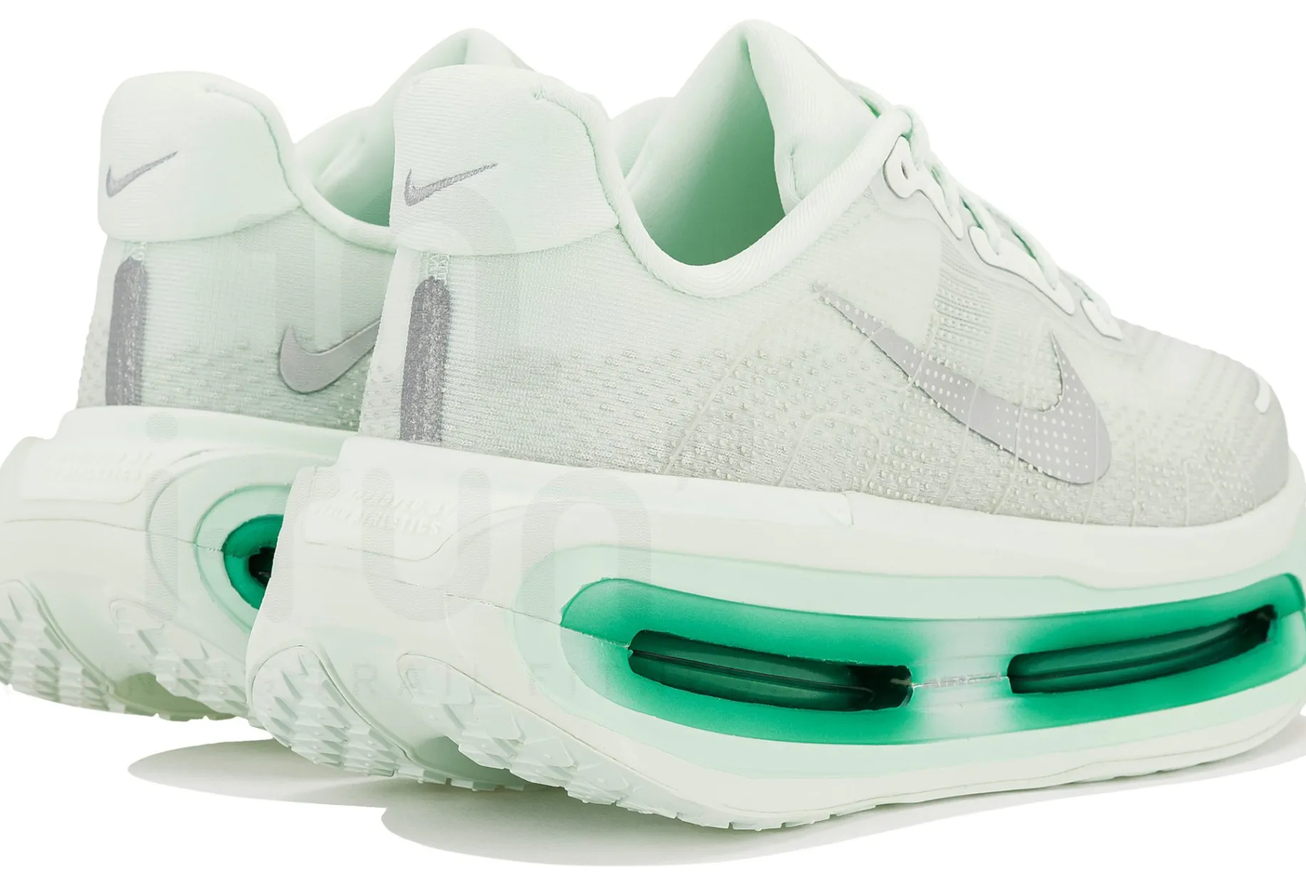 Nike Vomero Premium Match A Mile