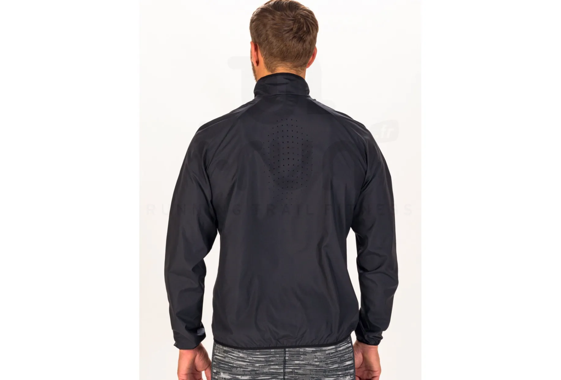 Odlo chaqueta odlo Essential Light ECO