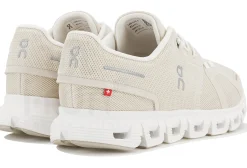 On-Running Cloud 6