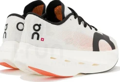 On-Running Cloudboom Volt