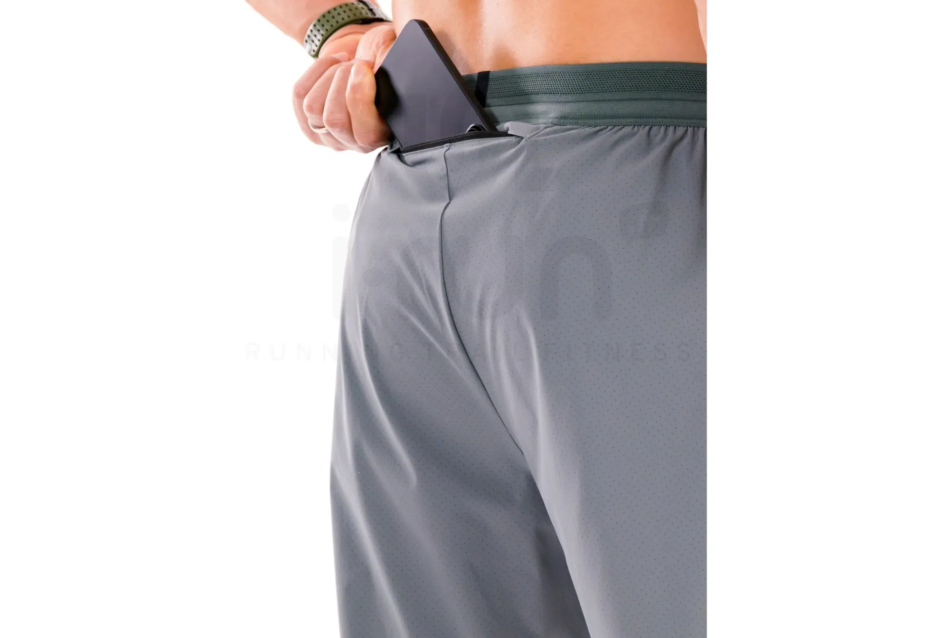 On-Running pantalón corto Performance