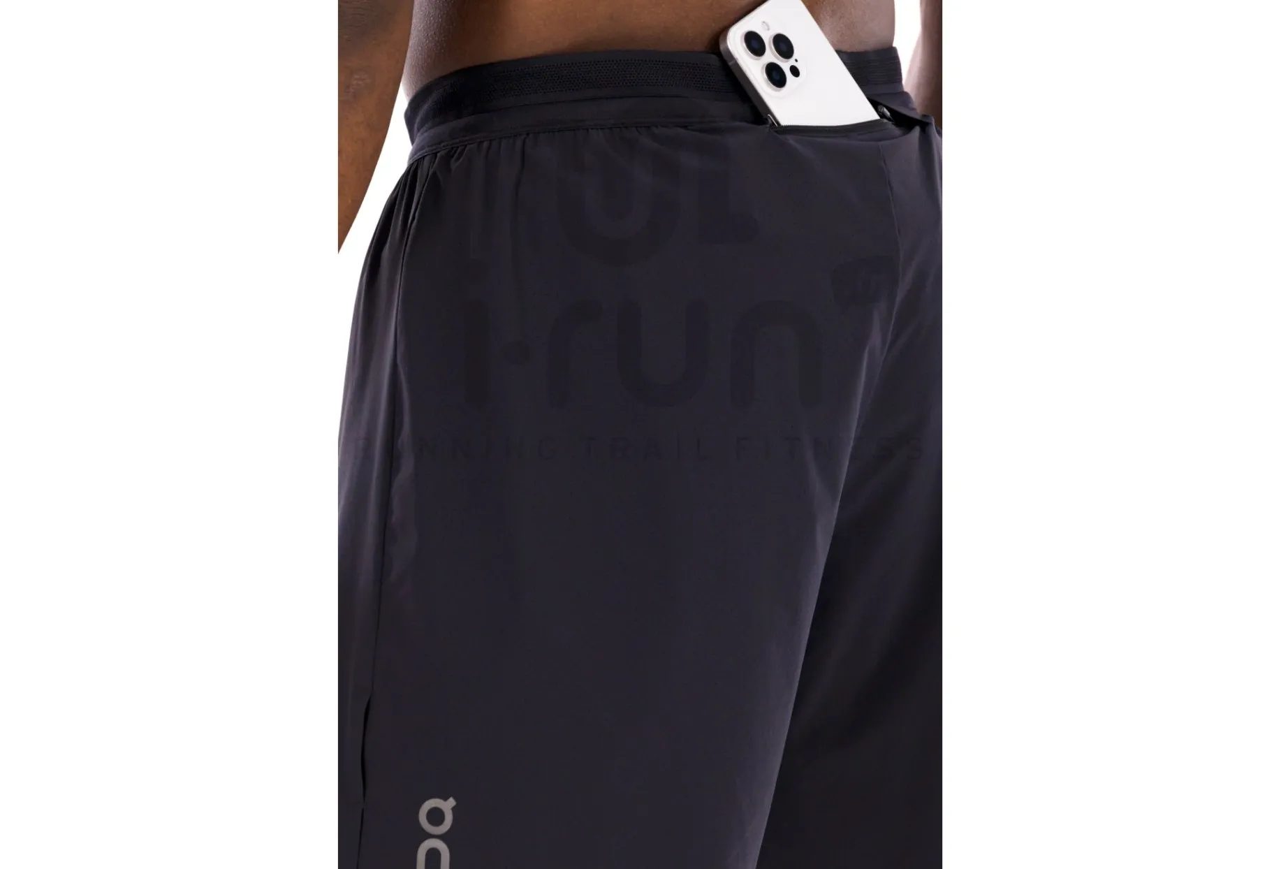 On-Running pantalón corto Performance