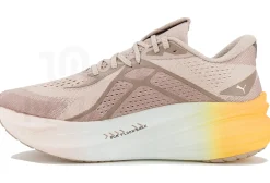 Puma MagMax Nitro 2 Run Club