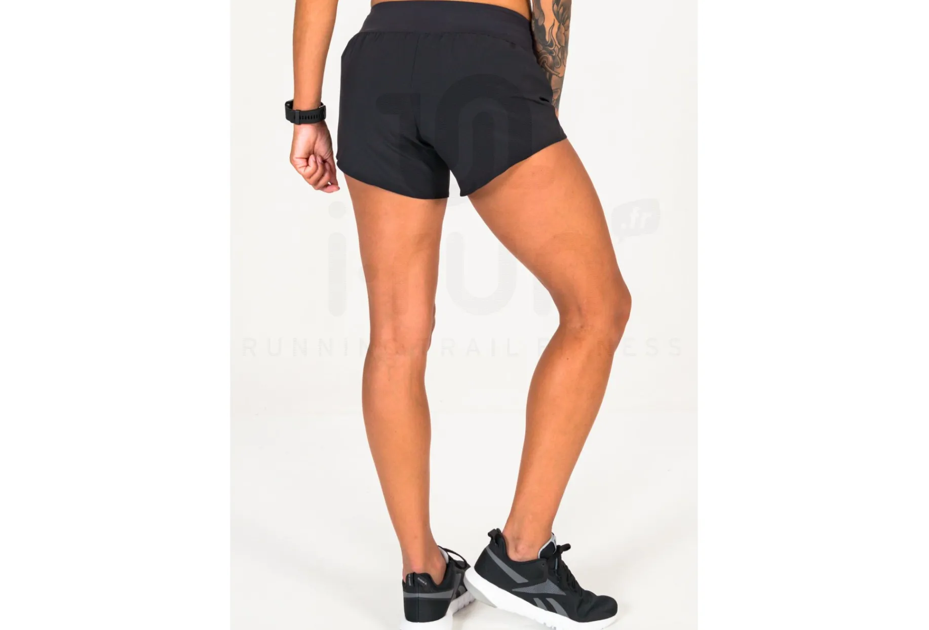 Reebok pantalón corto United By Fitness