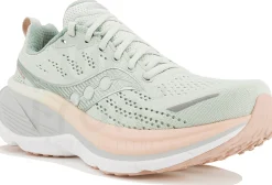 Saucony Hurricane 25