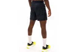 Under Armour Launch Elite