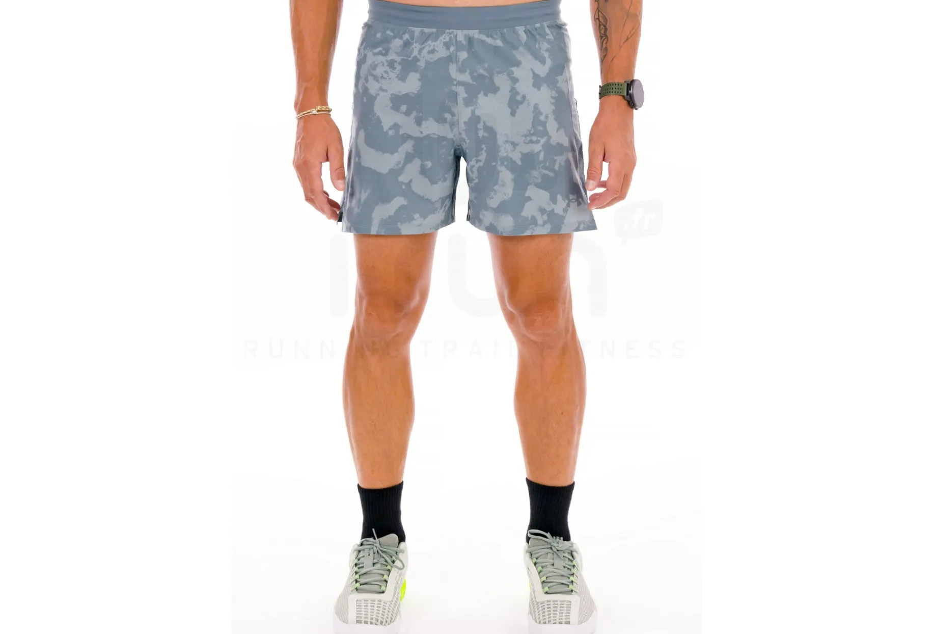 Under Armour Launch Pro
