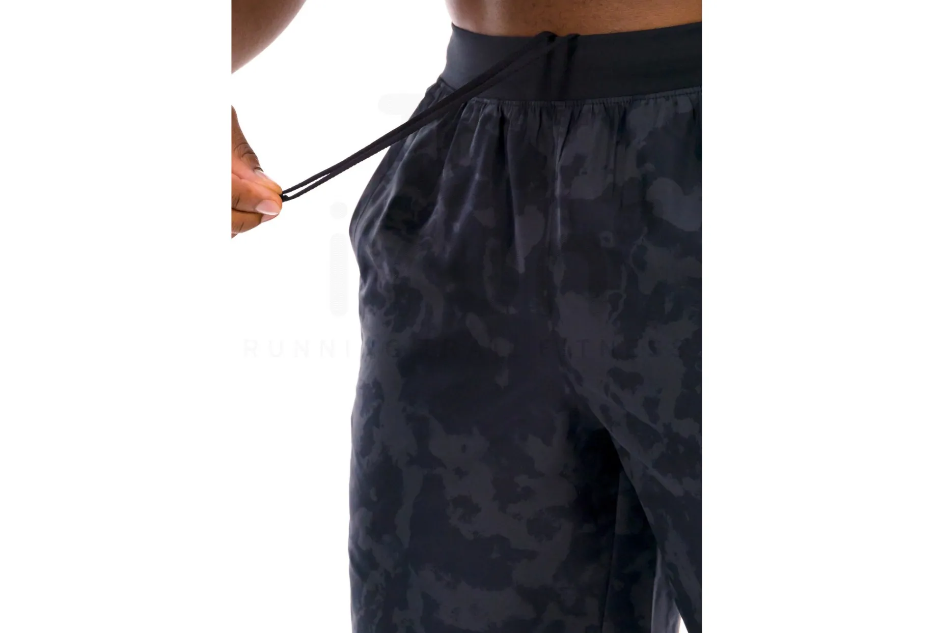 Under Armour pantalón corto Launch Elite Imprimir