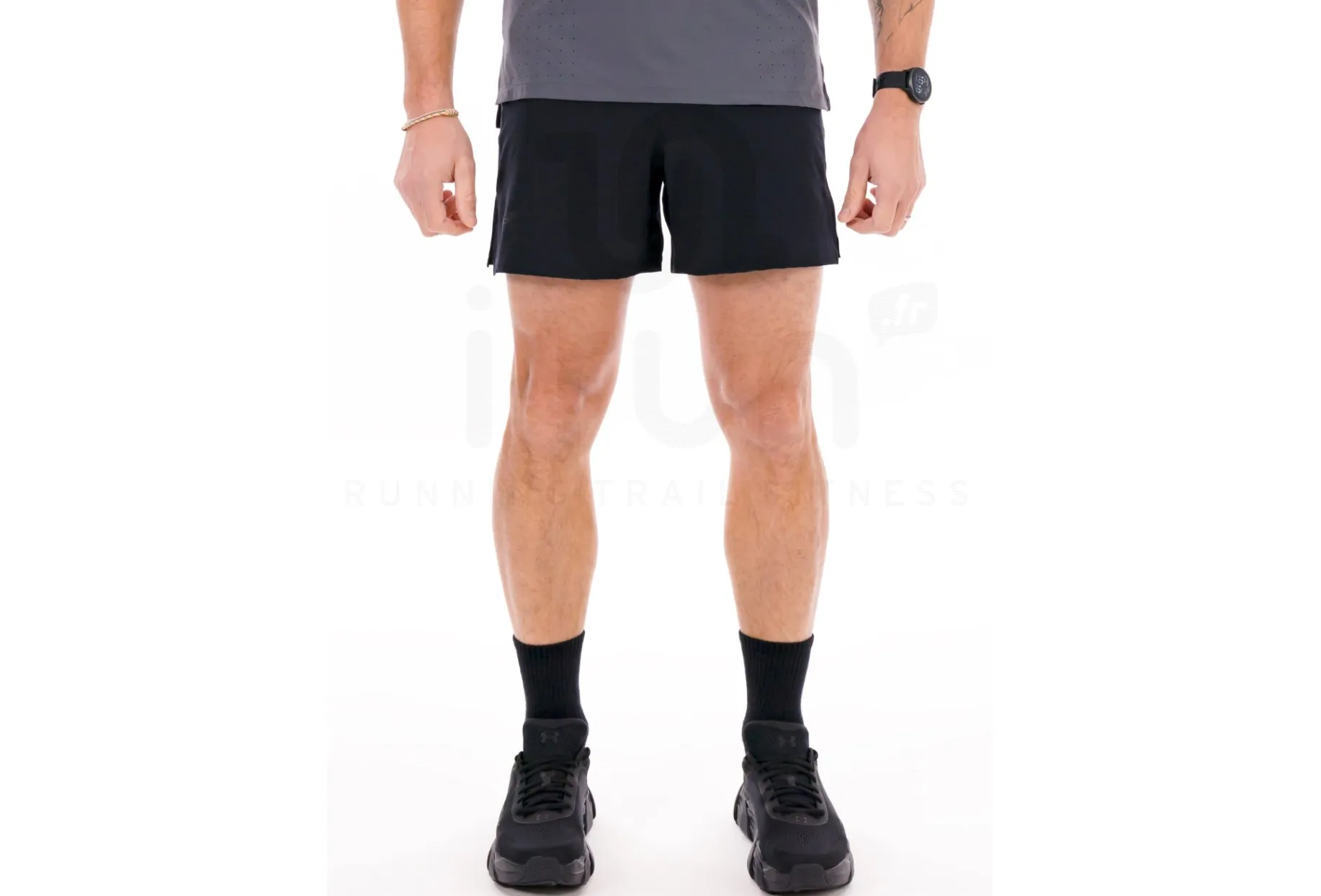 Under Armour pantalón corto Launch Elite